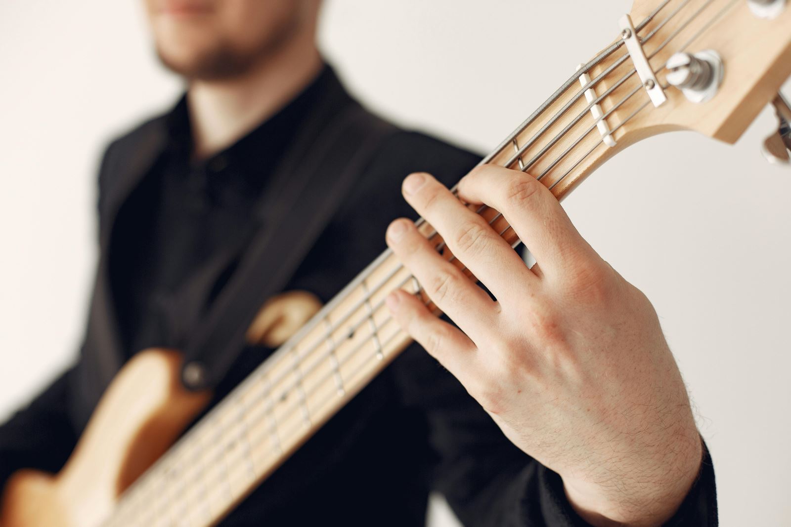 Đàn Guitar Điện Squier Classic Vibe '70s Jazz Bass - Natural